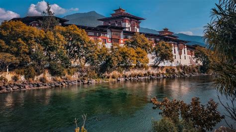 Exploring the Divine Serenity of Punakha Dzong, Bhutan's .